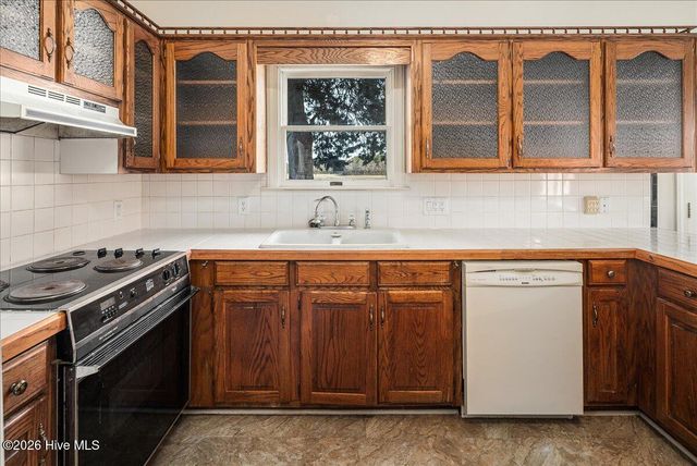 606 Cherry Road, Washington, NC 27889