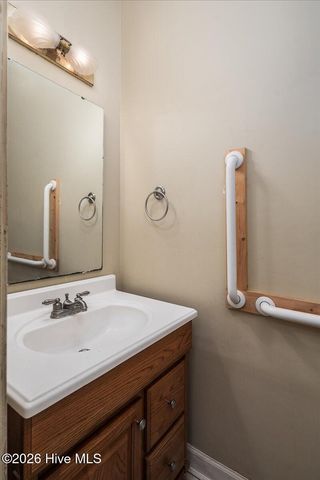 606 Cherry Road, Washington, NC 27889