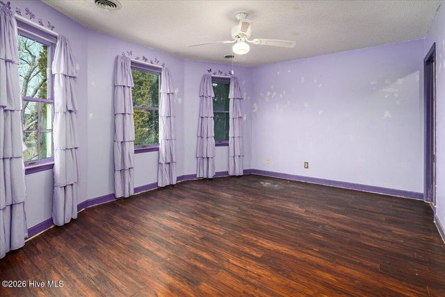 606 Cherry Road, Washington, NC 27889