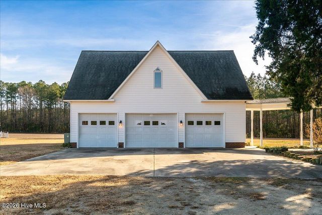 606 Cherry Road, Washington, NC 27889