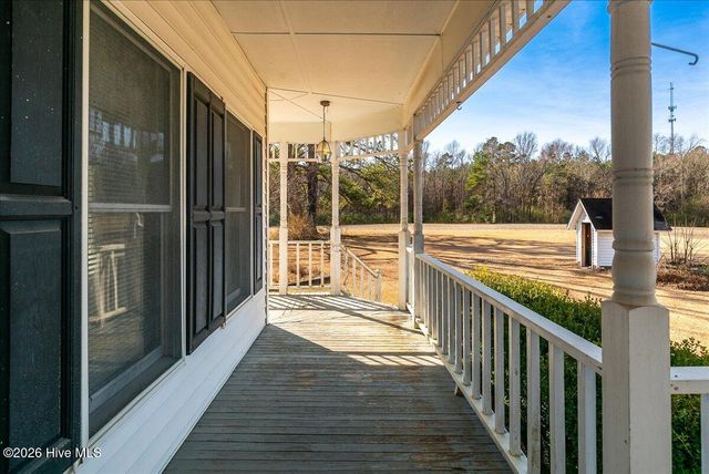 606 Cherry Road, Washington, NC 27889