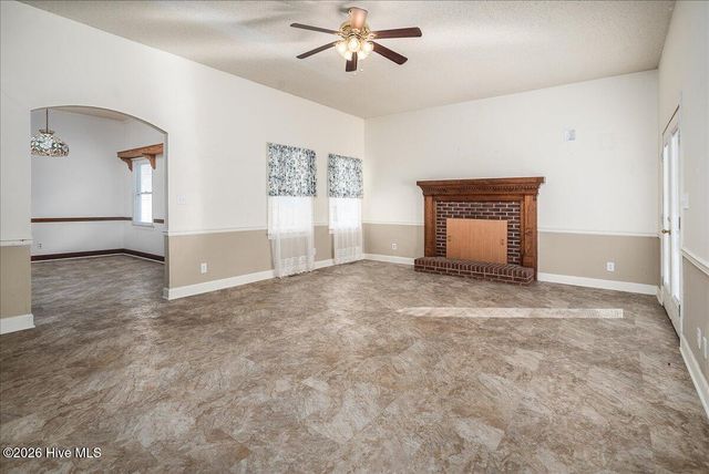 606 Cherry Road, Washington, NC 27889