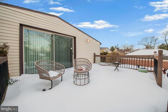 2409 ASHBOURNE RD, Wyncote, PA 19095