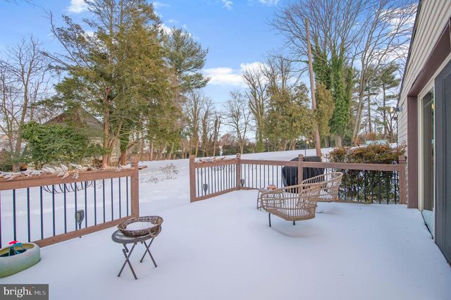 2409 ASHBOURNE RD, Wyncote, PA 19095