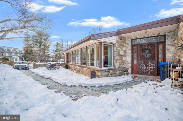 2409 ASHBOURNE RD, Wyncote, PA 19095