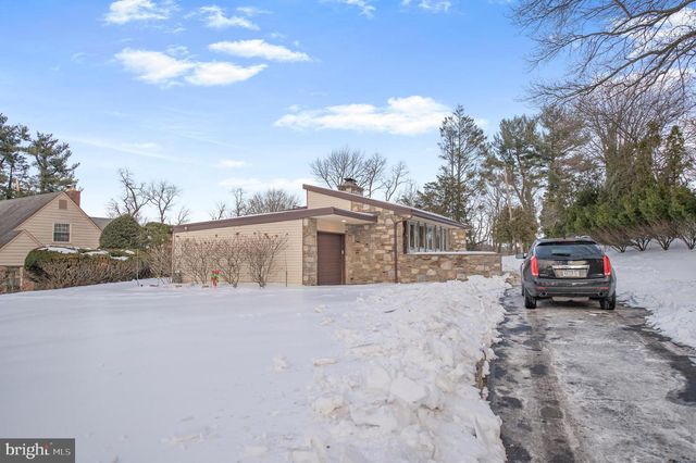 2409 ASHBOURNE RD, Wyncote, PA 19095