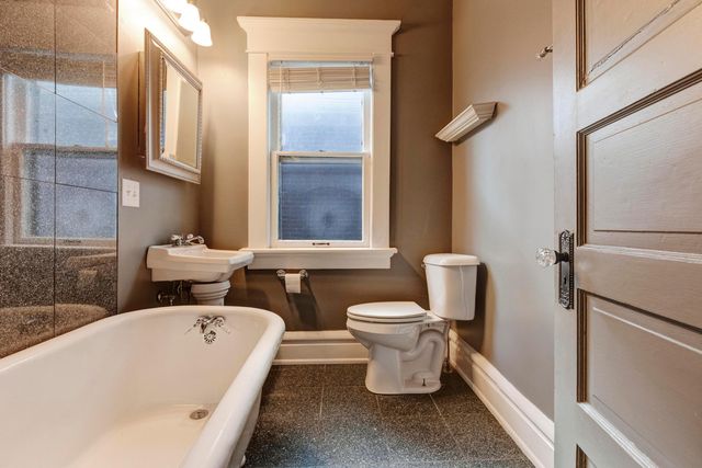 356 W Hubbard Avenue, Columbus, OH 43215