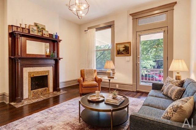 356 W Hubbard Avenue, Columbus, OH 43215