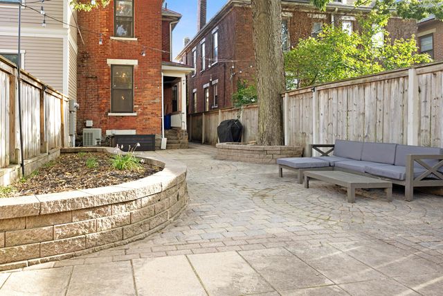 356 W Hubbard Avenue, Columbus, OH 43215