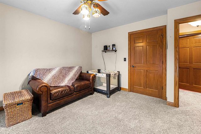W144N10968 FOND DU LAC AVENUE, Germantown, WI 53022