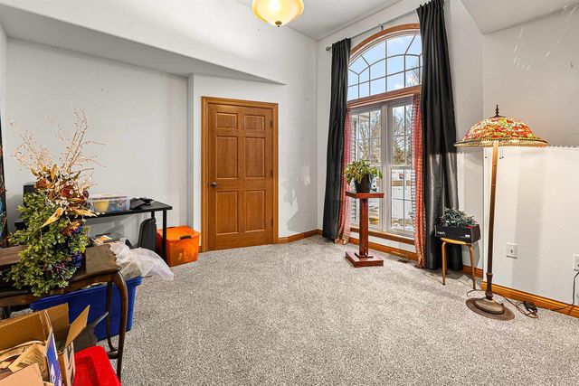 W144N10968 FOND DU LAC AVENUE, Germantown, WI 53022
