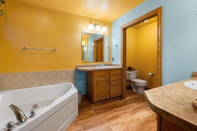 W144N10968 FOND DU LAC AVENUE, Germantown, WI 53022