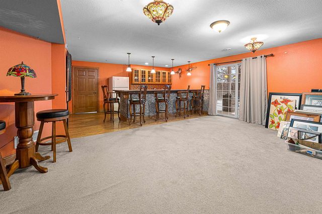 W144N10968 FOND DU LAC AVENUE, Germantown, WI 53022