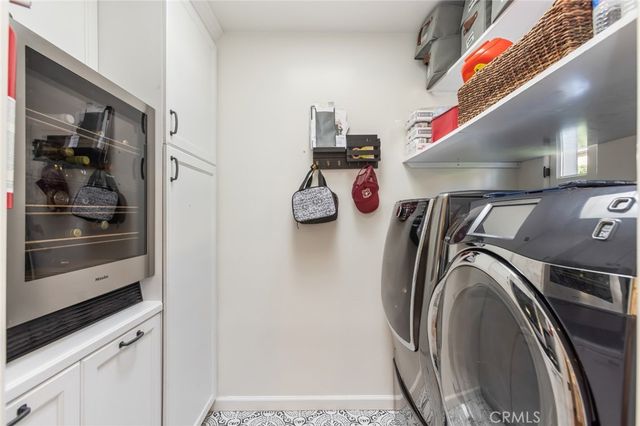 4843 Ben Avenue, Valley Village, CA 91607