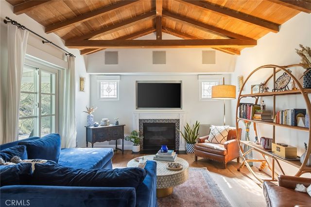 4843 Ben Avenue, Valley Village, CA 91607