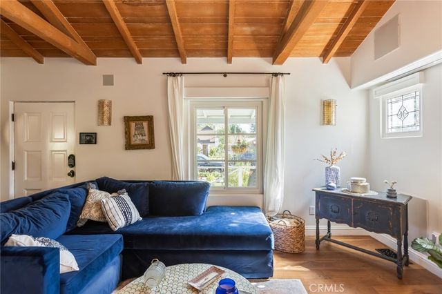 4843 Ben Avenue, Valley Village, CA 91607