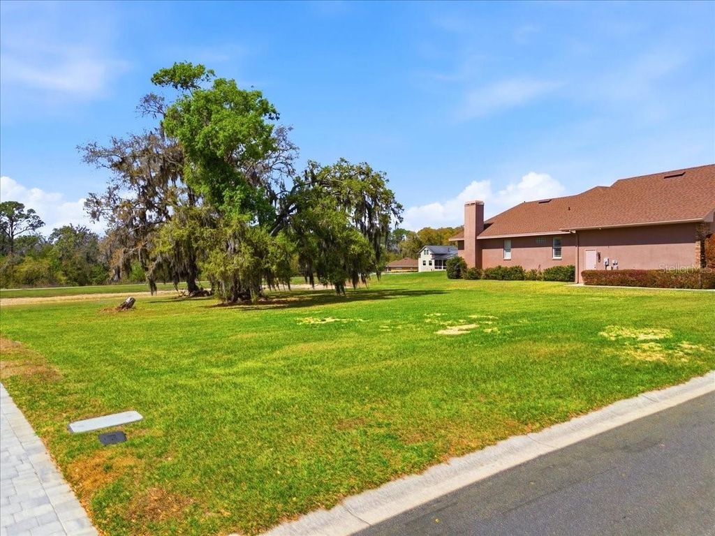 5320 BLOOMFIELD BOULEVARD, Lakeland, FL 33810