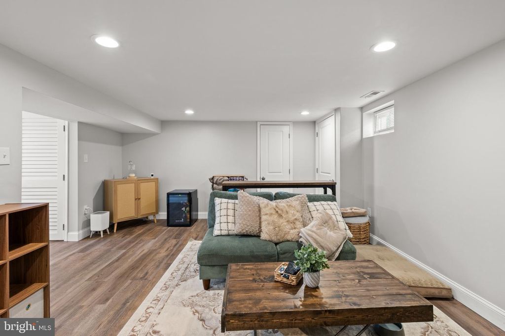 Image 24 of property listing at 5823 WESTWOOD AVE, Baltimore, MD 21206