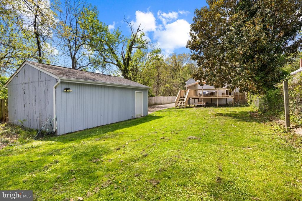 Image 35 of property listing at 5823 WESTWOOD AVE, Baltimore, MD 21206