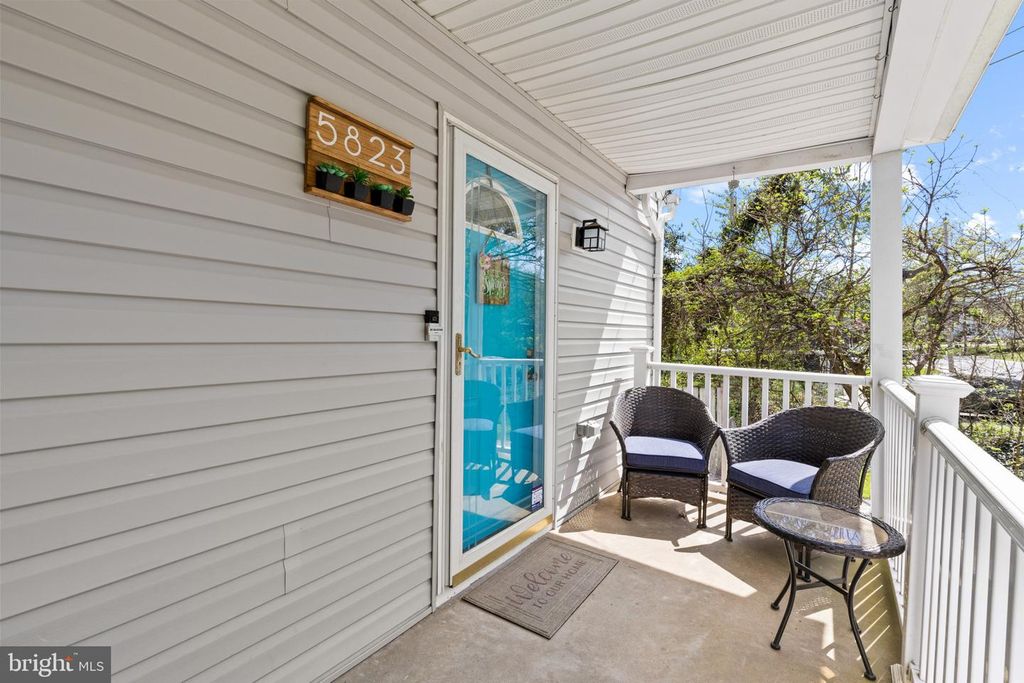 Image 4 of property listing at 5823 WESTWOOD AVE, Baltimore, MD 21206