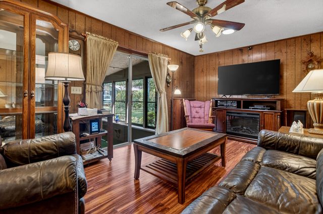 109 Two Wood Court, Summerville, SC 29483