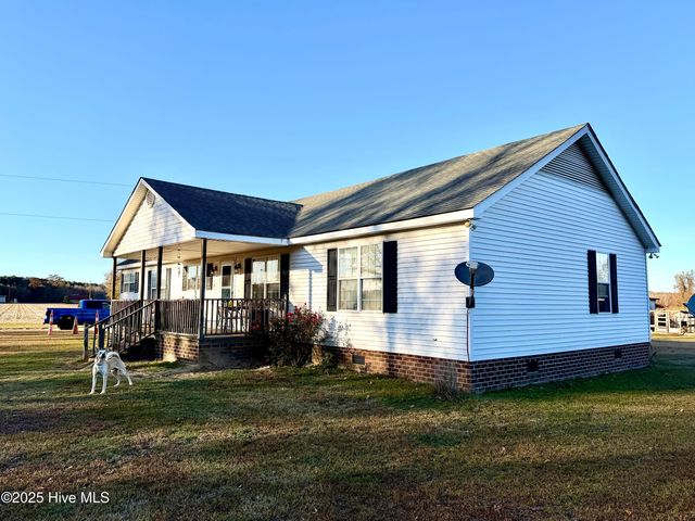 1935 Frank Barber Road, Williamston, NC 27892