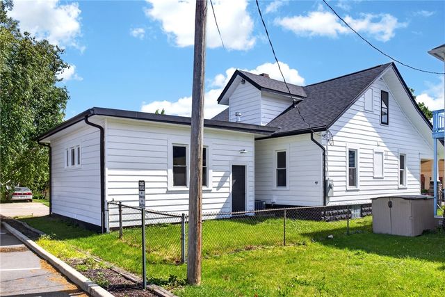 21 N 2nd Street, Tipp City, OH 45371