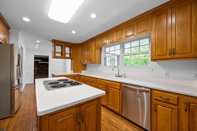 8313 Springfield Road, Soddy Daisy, TN 37379