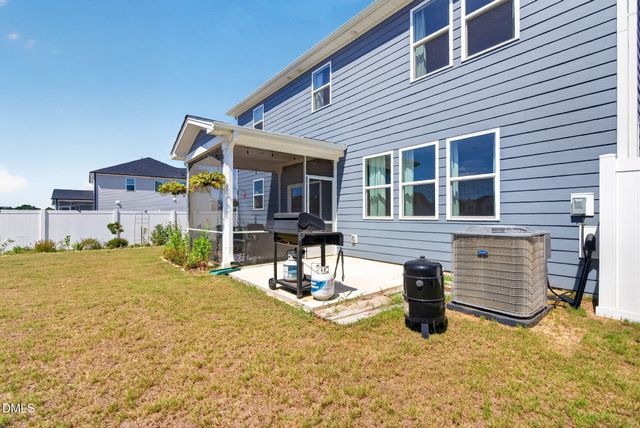 43 Frasier Fir Way, Lillington, NC 27546