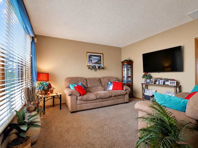 815 Hempford Place, Fort Wayne, IN 46819