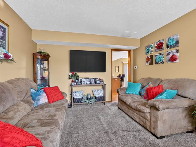 815 Hempford Place, Fort Wayne, IN 46819