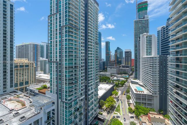 1000 Brickell Plaza 2402, Miami, FL 33131