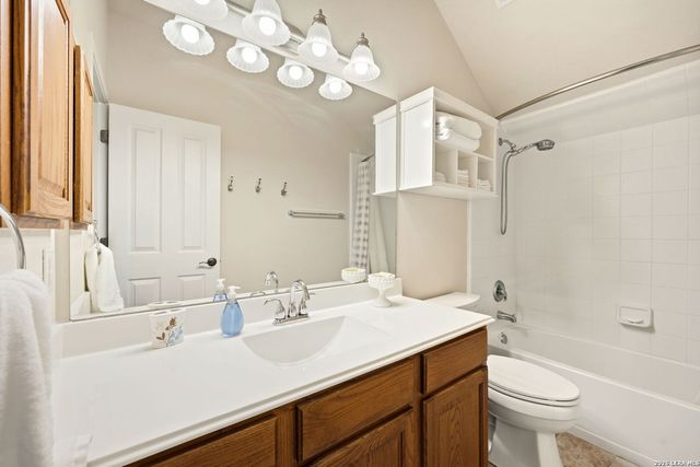 14526 John David, Helotes, TX 78023