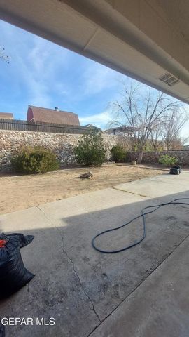 7744 LUZ DE CAMINO Way, El Paso, TX 79912