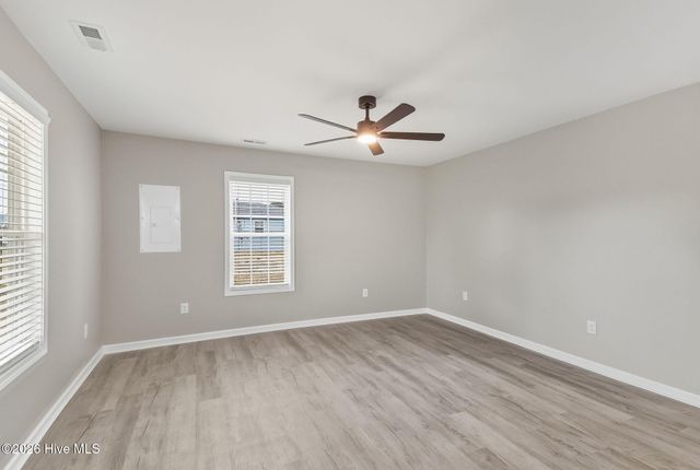 1306 Fisher Street, Morehead City, NC 28557