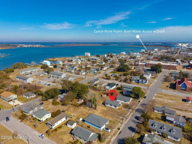 1306 Fisher Street, Morehead City, NC 28557