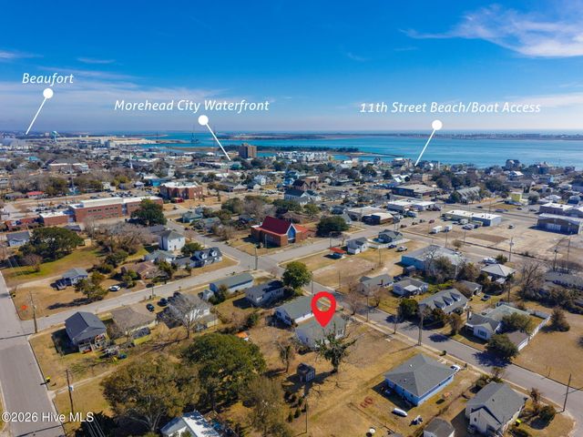 1306 Fisher Street, Morehead City, NC 28557