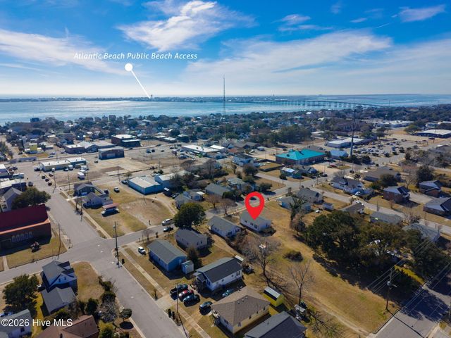 1306 Fisher Street, Morehead City, NC 28557