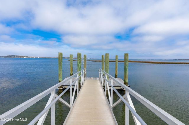 1306 Fisher Street, Morehead City, NC 28557