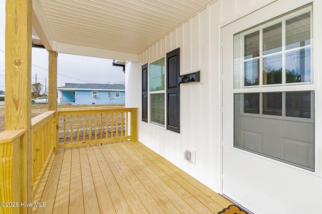 1306 Fisher Street, Morehead City, NC 28557