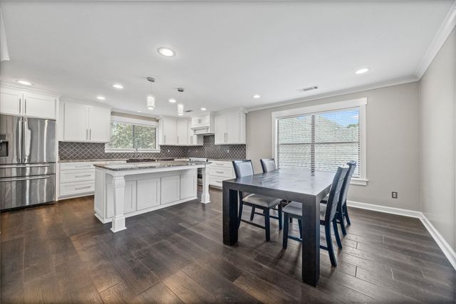 4071 CEDAR POINT RD, Lakeland, TN 38002