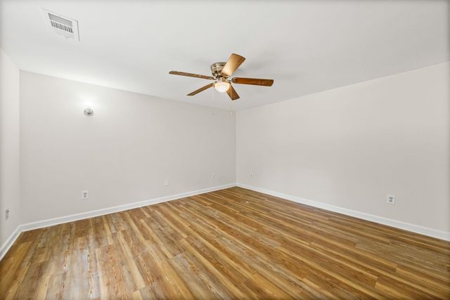 4071 CEDAR POINT RD, Lakeland, TN 38002