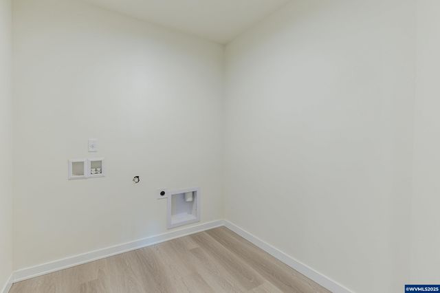 729 Periander Wy, Harrisburg, OR 97446