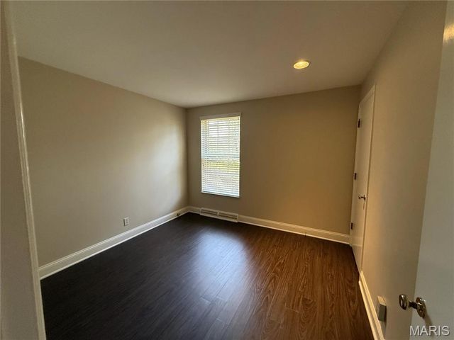1130 S Mason Road, Town And Country, MO 63131