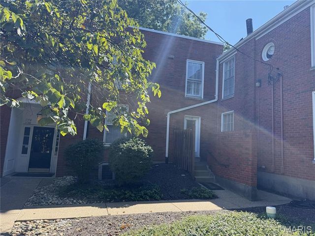 1130 S Mason Road, Town And Country, MO 63131