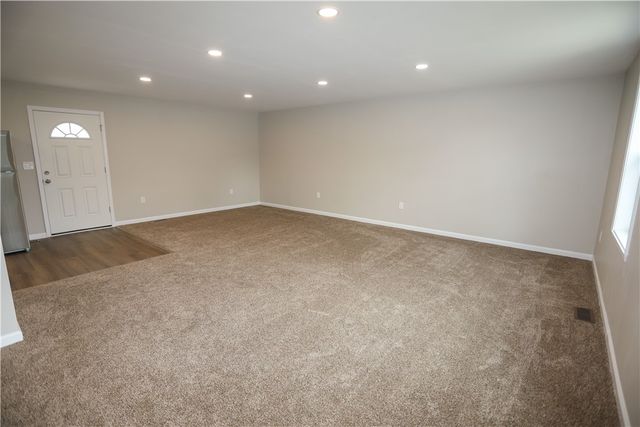1172 Fifth Street, North Huntingdon, PA 15692