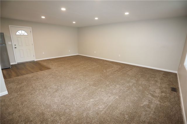 1172 Fifth Street, North Huntingdon, PA 15692