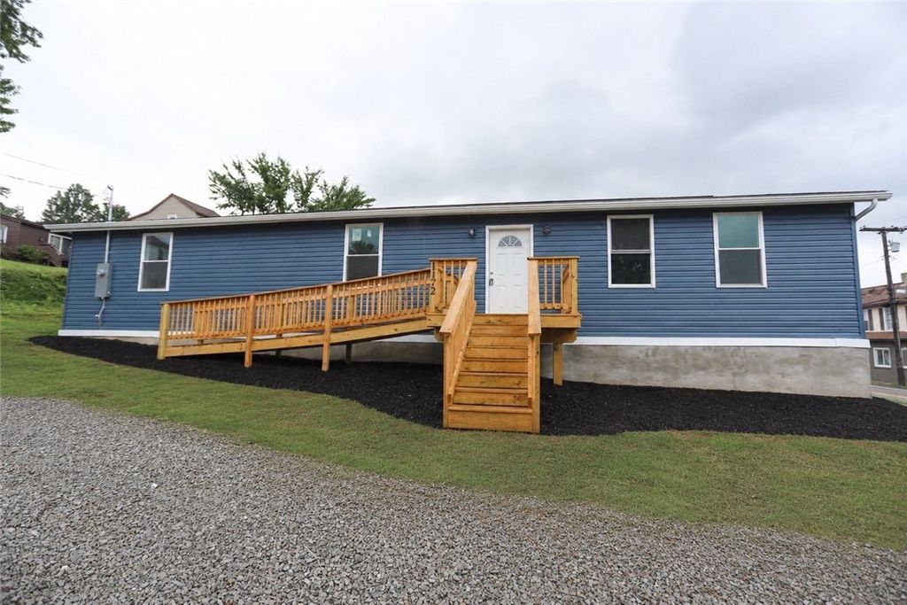 1172 Fifth Street, North Huntingdon, PA 15692