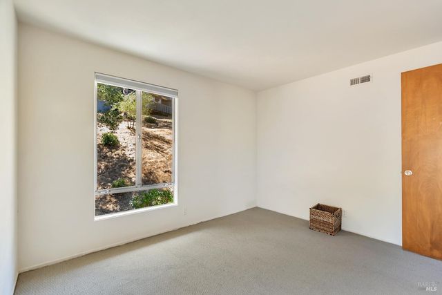 934 Lea Dr, San Rafael, CA 94903