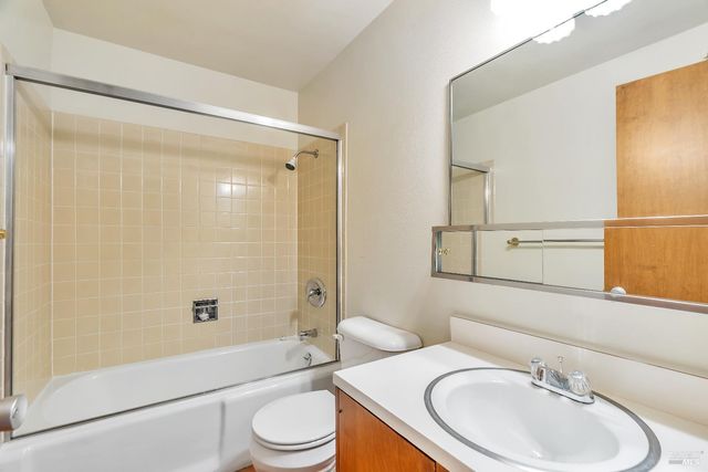 934 Lea Dr, San Rafael, CA 94903